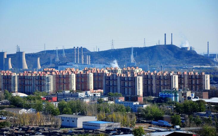 歡樂(lè)帶你探索磚煙囪拆除施工方案