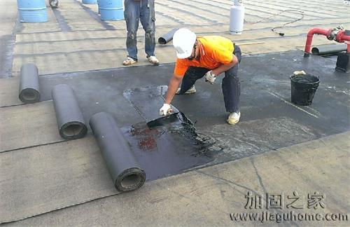 要想房屋不漏水，關(guān)鍵是防水層要做好??！