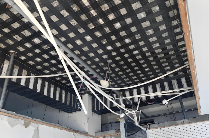 混凝土構(gòu)件裂縫持續(xù)發(fā)展加固